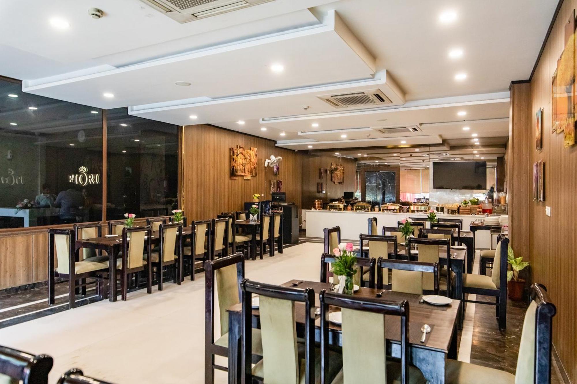 Foxoso Fiori Hotel Jaipur Dış mekan fotoğraf