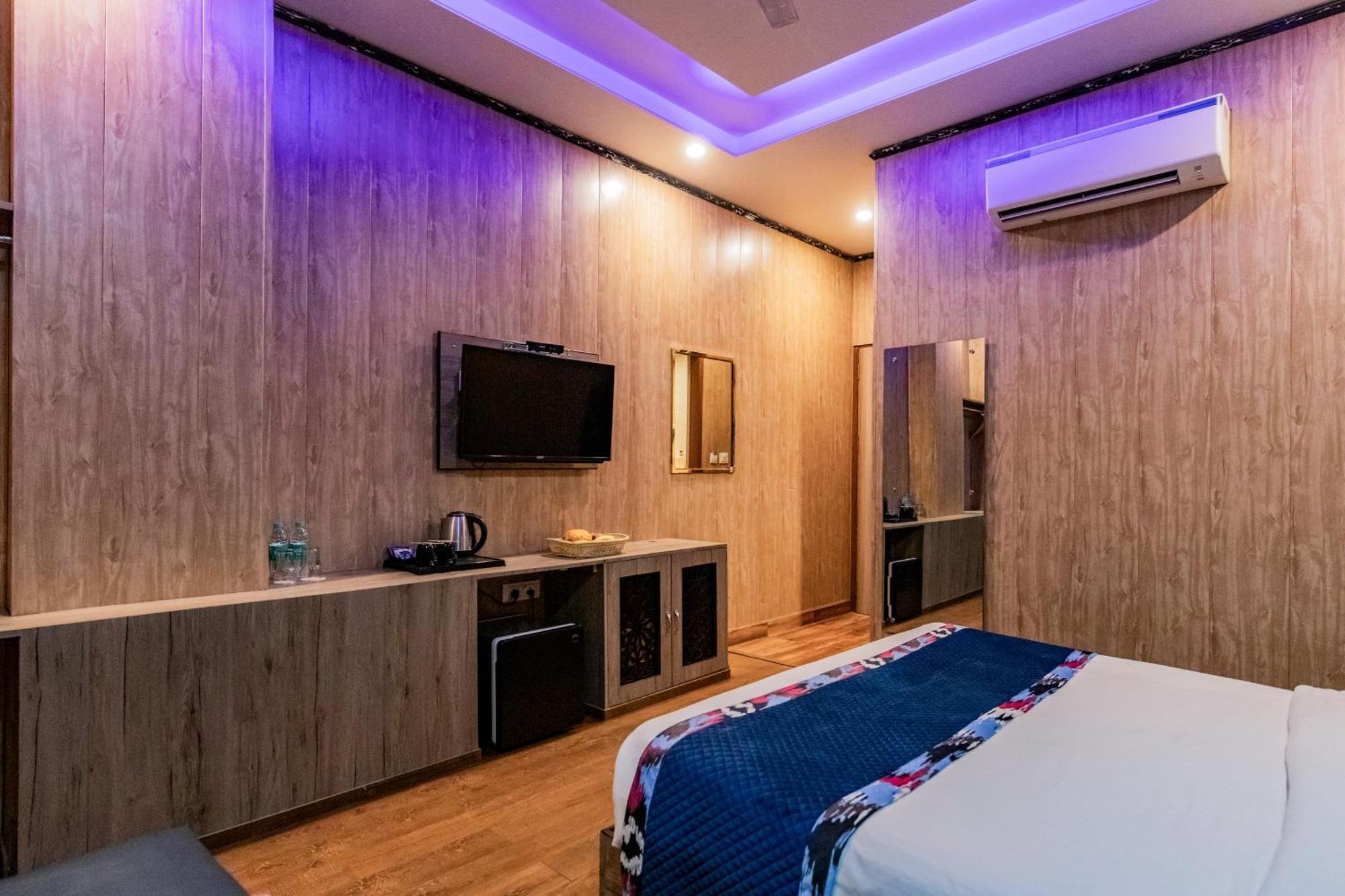 Foxoso Fiori Hotel Jaipur Dış mekan fotoğraf