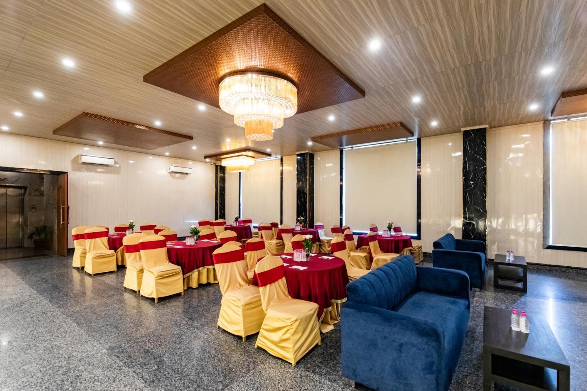 Foxoso Fiori Hotel Jaipur Dış mekan fotoğraf
